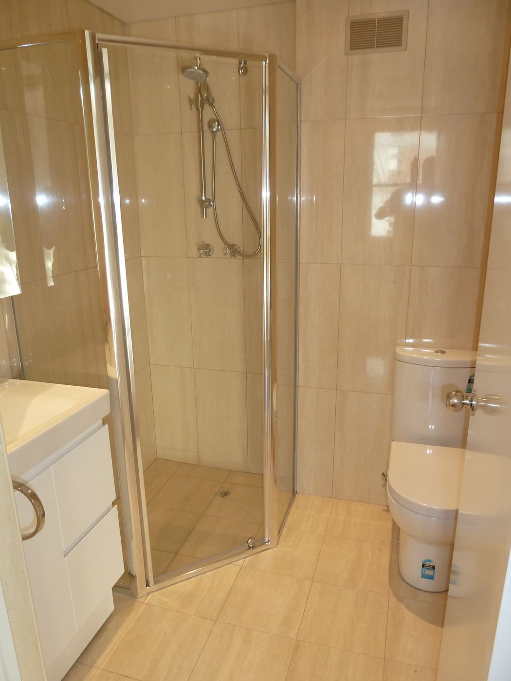 After: bathroom renovation by SURVE